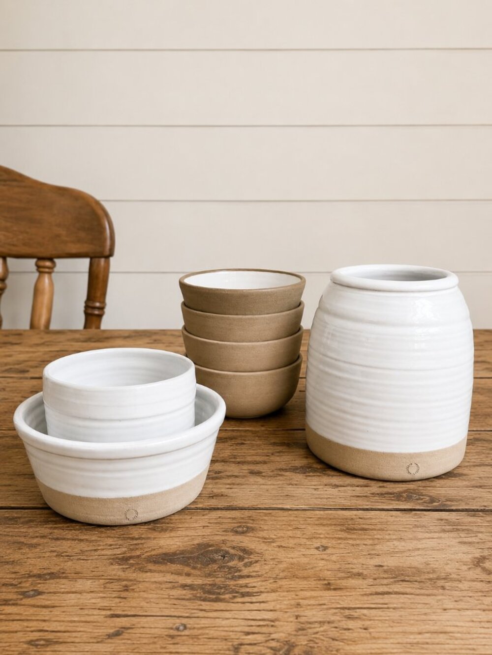 Farmhouse Pottery Beehive Crock - Picture 2 of 7